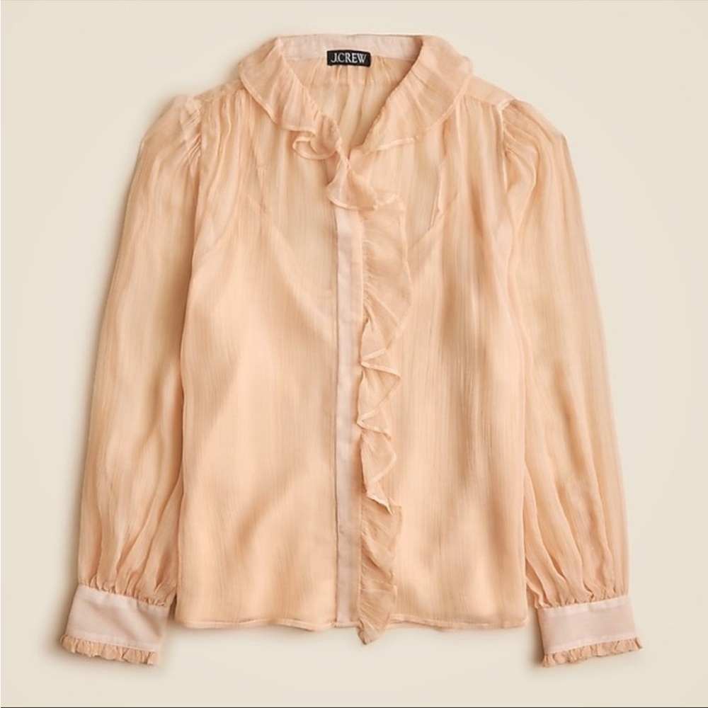 Ruffle button up shirt in crinkle chiffon
Item style: CF436
Size: 6
NEW
